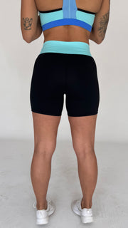 AR 2474 - V BAND COLOURBLOCK SHORTS