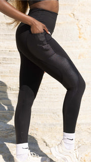 AR 2371 - WET LOOK POCKET LEGGING