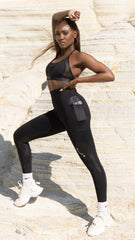 AR 2371 - WET LOOK POCKET LEGGING