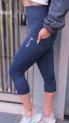 AR 2473 - 3/4 NO SHOW POCKET LEGGING