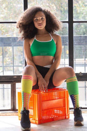 AR 438-string back crop top